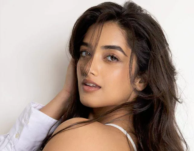 Bhagyashri Borse Beautiful Photos